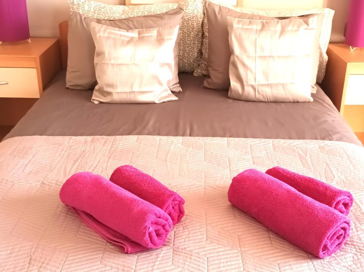 Olivista Croatia Apartments Njivice Ngoại thất bức ảnh