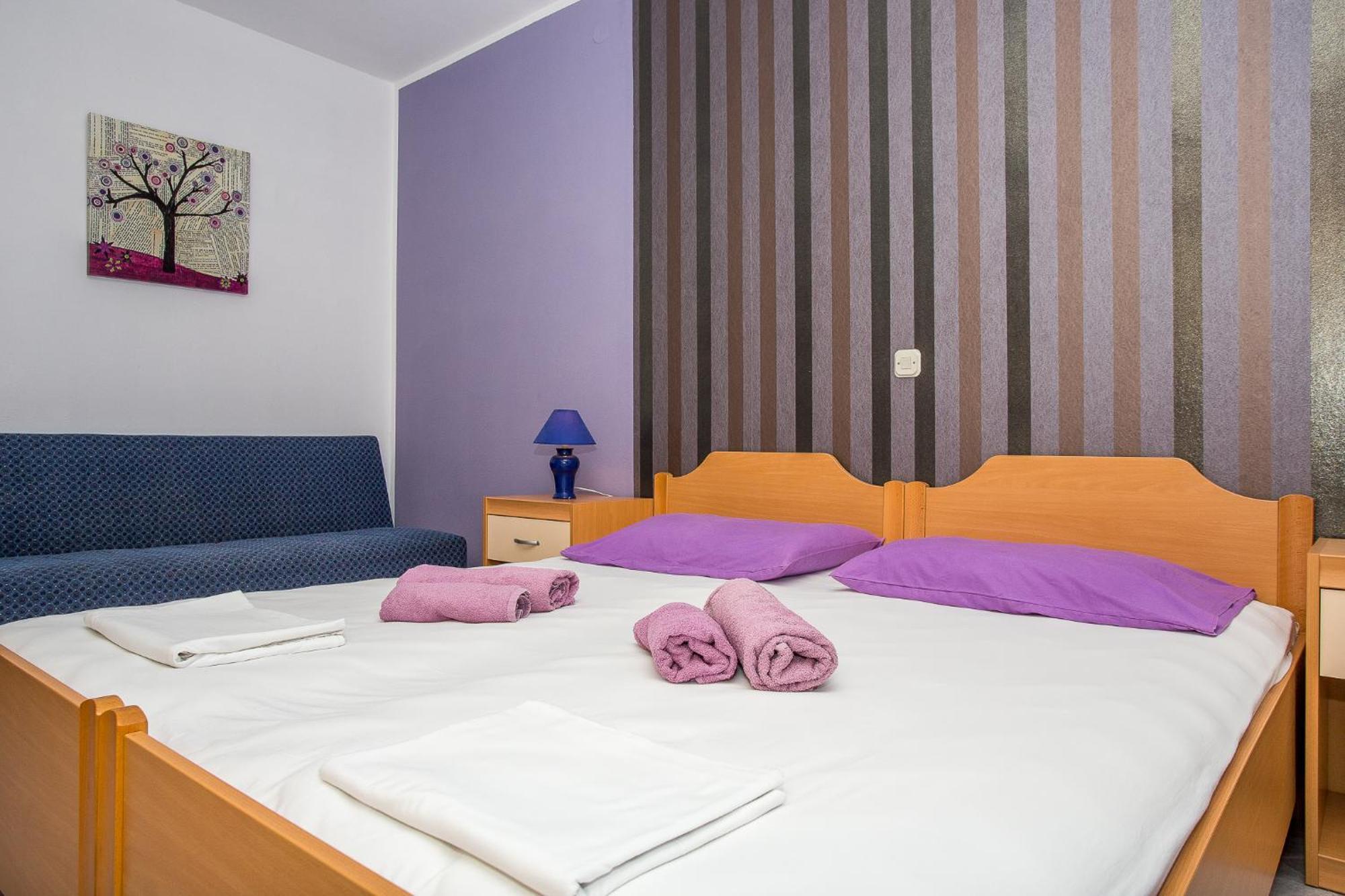 Olivista Croatia Apartments Njivice Ngoại thất bức ảnh