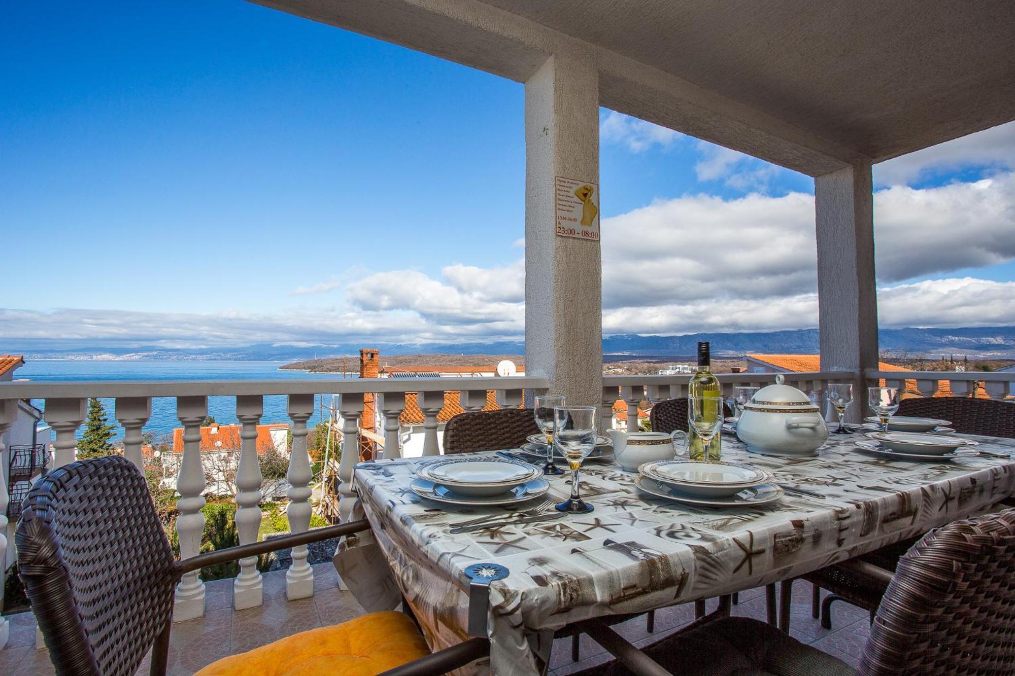 Olivista Croatia Apartments Njivice Ngoại thất bức ảnh