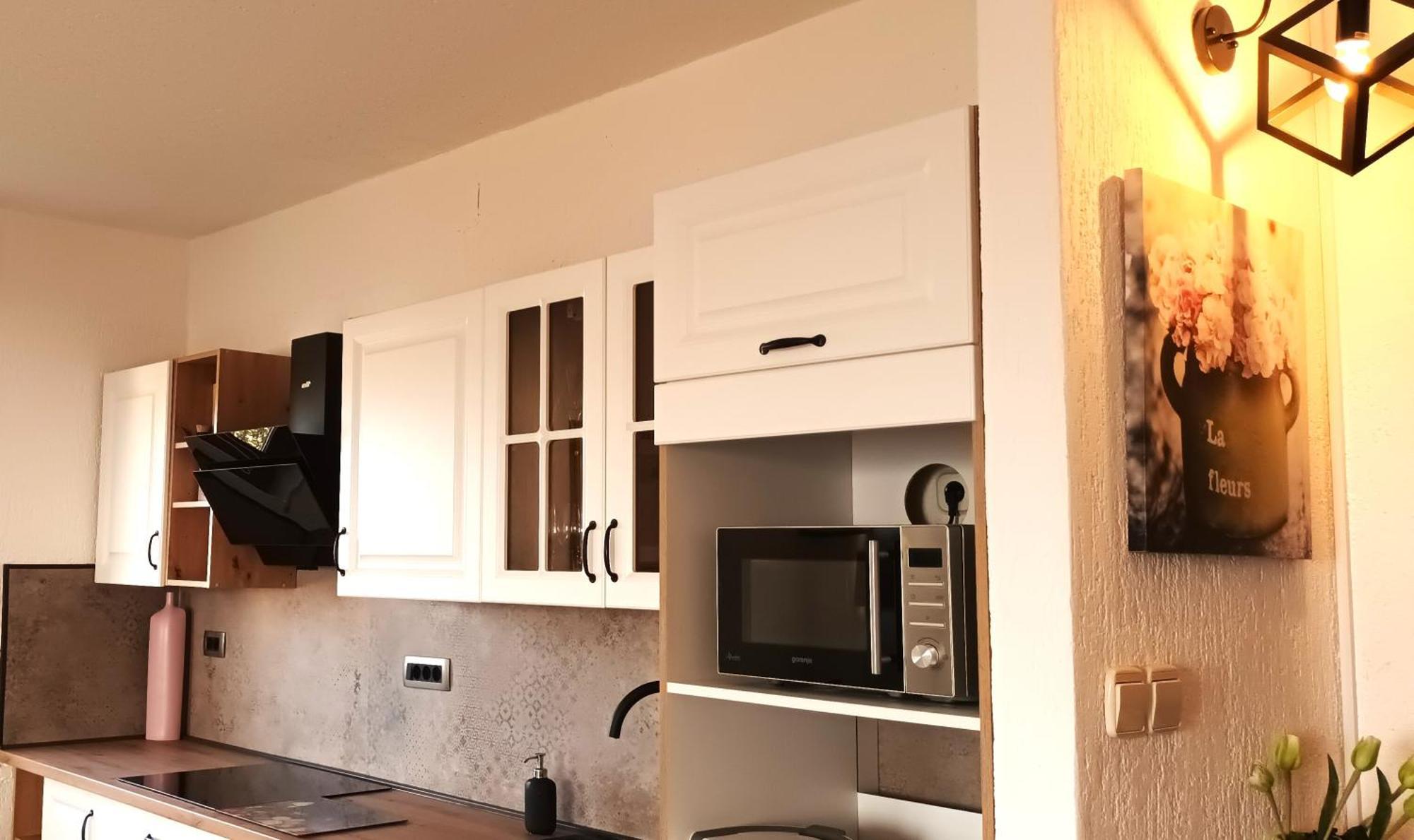 Olivista Croatia Apartments Njivice Ngoại thất bức ảnh